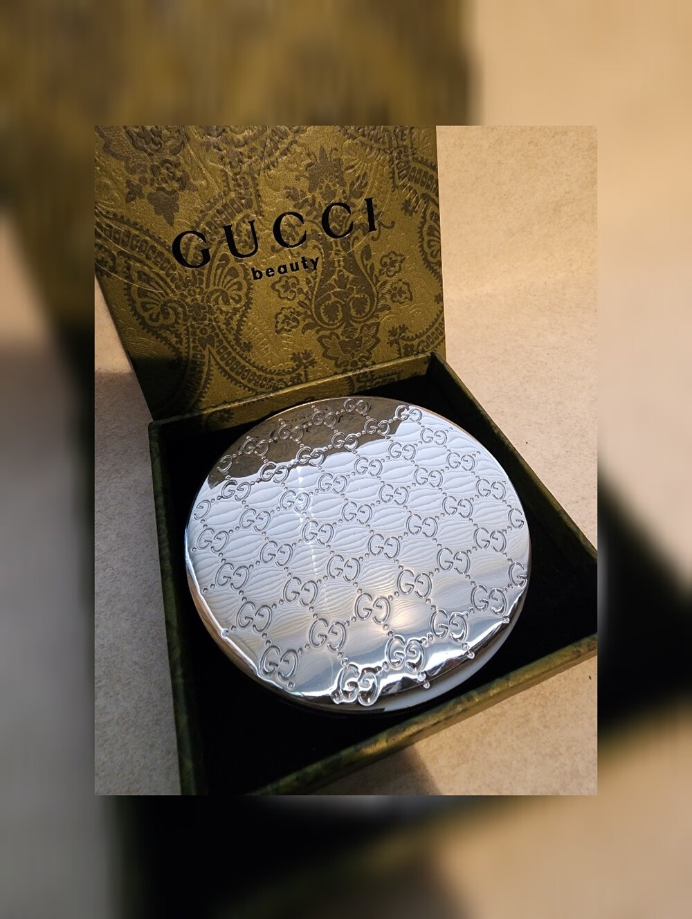 Gucci Silver Monogram Compact Makeup Mirror New In Box - Picture 10 of 13